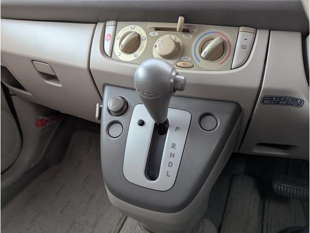 ステラ Ｌ　キーレス　ＣＤ　電動格納ミラー　ヘッドライトレベライザー　ベンチシート（6枚目）