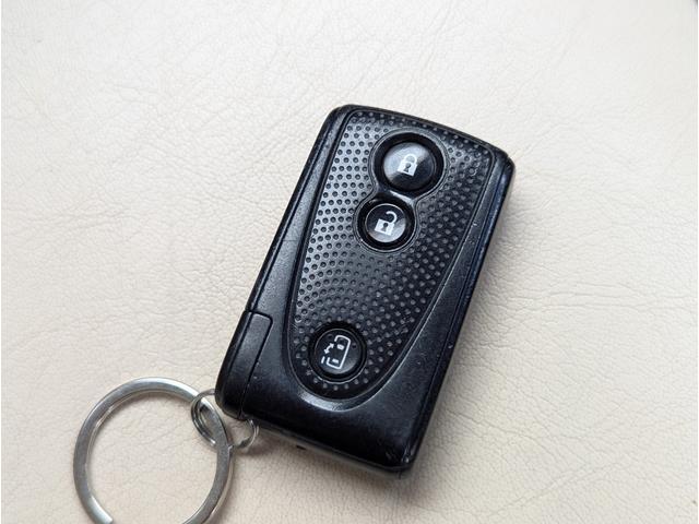 タント カスタムＸスペシャル　スマートキー　片側パワースライドドア　ＥＴＣ　ＣＤ　社外１４ｉｎアルミホイール　ＨＩＤヘッドライト　フォグランプ　電動格納ミラー　オートエアコン　ベンチシート　ミラクルオープンドア（8枚目）