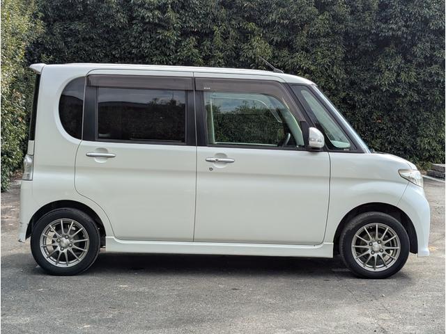 タント カスタムＸスペシャル　スマートキー　片側パワースライドドア　ＥＴＣ　ＣＤ　社外１４ｉｎアルミホイール　ＨＩＤヘッドライト　フォグランプ　電動格納ミラー　オートエアコン　ベンチシート　ミラクルオープンドア（11枚目）