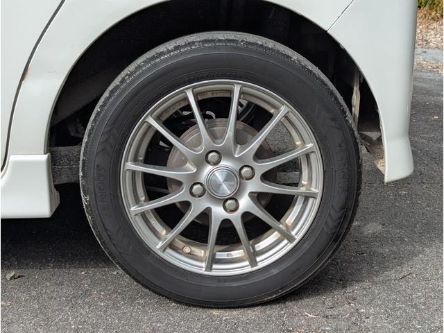 タント カスタムＸスペシャル　スマートキー　片側パワースライドドア　ＥＴＣ　ＣＤ　社外１４ｉｎアルミホイール　ＨＩＤヘッドライト　フォグランプ　電動格納ミラー　オートエアコン　ベンチシート　ミラクルオープンドア（32枚目）