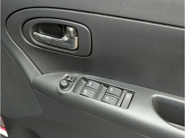 タント カスタムＸ　ＥＴＣ　ＳＤナビ　ワンセグＴＶ　Ｂｌｕｅｔｏｏｔｈ　ＣＤ　ＤＶＤ　ＨＩＤヘッドライト　フォグランプ　純正１４ｉｎアルミホイール　スマートキー　片側パワースライドドア　ベンチシート　ミラクルオープンドア（10枚目）