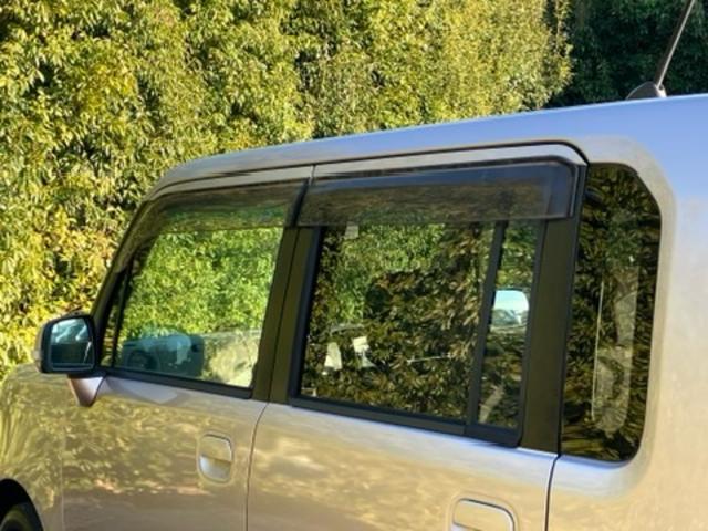 ムーヴコンテ Ｘ　＋Ｓ　ＣＤ　スマートキー　前後ドライブレコーダー　電動格納ミラー　オートエアコン　ベンチシート（8枚目）