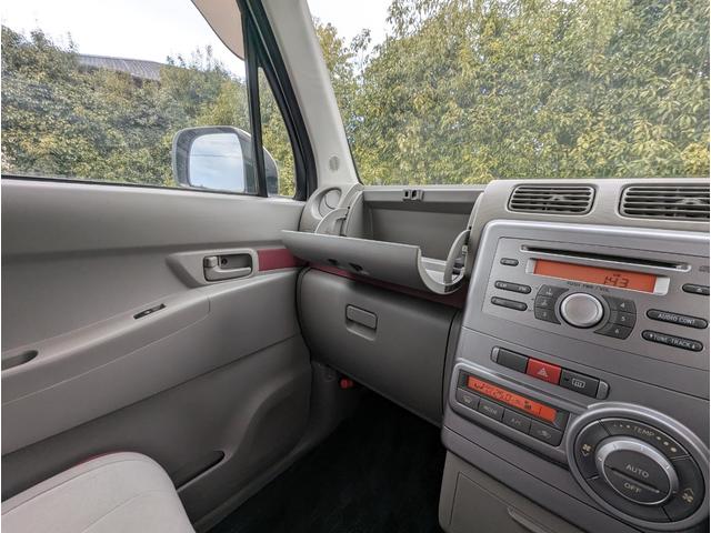 ムーヴコンテ Ｘ　リミテッド　キーフリー　ＣＤ　ＨＩＤヘッドライト　フォグランプ　スマートキー　純正１４ｉｎアルミホイール　電動格納ミラー　オートエアコン　ベンチシート　パワーシート（8枚目）