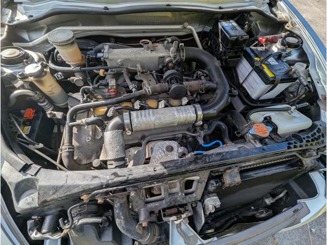 コペン アクティブトップ　純正１５ｉｎアルミホイール　マニュアルモード付ＡＴ　ＭＯＭＯステアリング　革シート　ＨＩＤヘッドライト　フォグランプ　電動格納ミラー（12枚目）