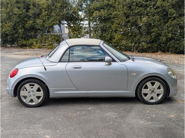 コペン アクティブトップ　純正１５ｉｎアルミホイール　フォグランプ　オートヘッドライト　シートヒーター（4枚目）