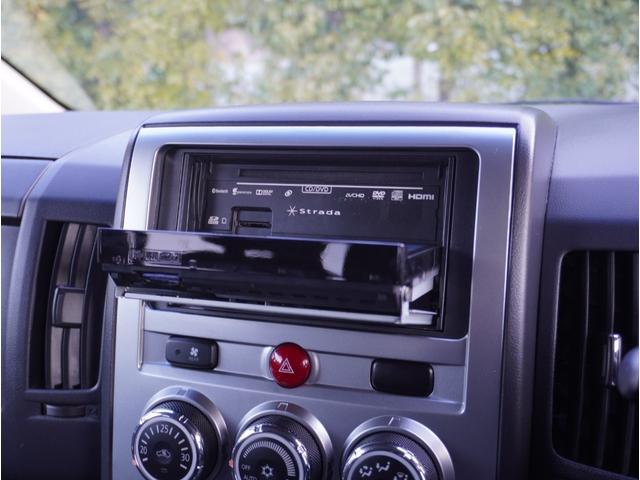 デリカＤ：５ Ｇ　パワーパッケージ　８人乗り　パドルシフト　スマートキー２個　両側パワースライドドア　後席モニター　ＳＤナビＴＶ　ＤＶＤ　ＣＤ　バックカメラ　純正アルミ　オートＨＩＤヘッドライト　クルーズコントロール　クリアランスソナー（28枚目）