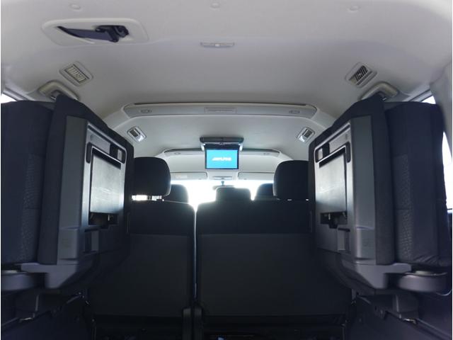 デリカＤ：５ Ｇ　パワーパッケージ　８人乗り　パドルシフト　スマートキー２個　両側パワースライドドア　後席モニター　ＳＤナビＴＶ　ＤＶＤ　ＣＤ　バックカメラ　純正アルミ　オートＨＩＤヘッドライト　クルーズコントロール　クリアランスソナー（48枚目）