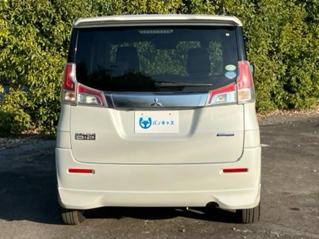 デリカＤ：２ ハイブリッドＭＺ　両側パワースライドドア　スマートキー　プッシュスタート　ＳＤナビ　フルセグＴＶ　ＤＶＤ　ＣＤ　Ｂｌｕｅｔｏｏｔｈ　バックカメラ　ドライブレコーダー　ＨＩＤヘッドライト　ＥＴＣ　シートヒーーター（10枚目）