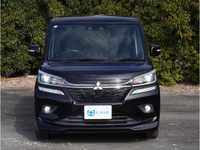 デリカＤ：２ カスタムハイブリッドＭＶ　両側パワースライドドア　ナビＴＶ　バックモニター　ブレーキサポート　衝突被害軽減ブレーキ　ナビＴＶ　ＣＤ　ＤＶＤ　Ｂｌｕｅｔｏｏｔｈ　ＥＴＣ　純正１５ｉｎアルミホイール　オートヘッドライト（2枚目）