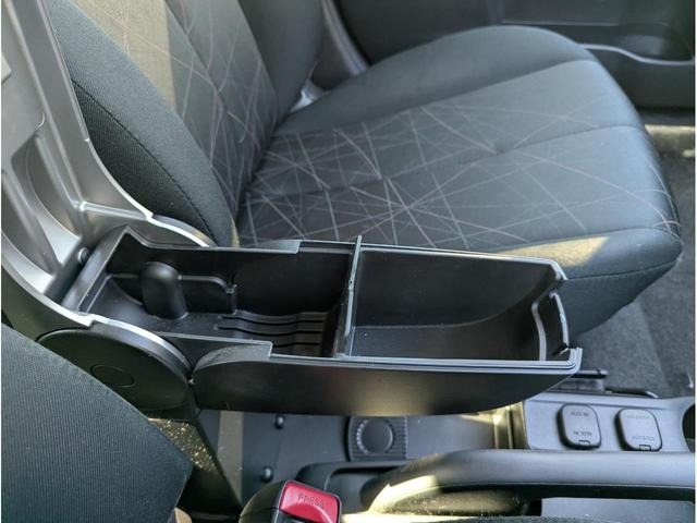 デミオ １３Ｃ－Ｖ　スマートエディションＩＩ　ＣＤ　ＥＴＣ　キーレス　電動格納ミラー　ヘッドライトレベライザー（26枚目）