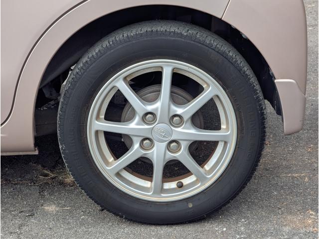 ステラ Ｌリミテッド　スマートアシスト　衝突被害軽減ブレーキ　ナビ　フルセグＴＶ　ＣＤ　ＤＶＤ　Ｂｌｕｅｔｏｏｔｈ　バックカメラ　スマートキー　純正１４ｉｎアルミホイール　電動格納ミラー　オートヘッドライト　ベンチシート　エコアイドル（3枚目）