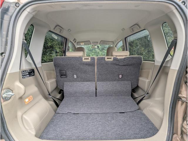 ステラ Ｌリミテッド　スマートアシスト　衝突被害軽減ブレーキ　ナビ　フルセグＴＶ　ＣＤ　ＤＶＤ　Ｂｌｕｅｔｏｏｔｈ　バックカメラ　スマートキー　純正１４ｉｎアルミホイール　電動格納ミラー　オートヘッドライト　ベンチシート　エコアイドル（5枚目）