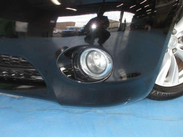 フーガ ２．５　２５０ＧＴ　社外車高調ローダウン　オートエアコン　エアバッグ　ナビＴＶ　助手席エアバッグ　サイドエアバッグ　パワーステアリング　ＡＢＳ　パワーウインドウ　キーレス　メモリーナビ　ワンセグテレビ（9枚目）