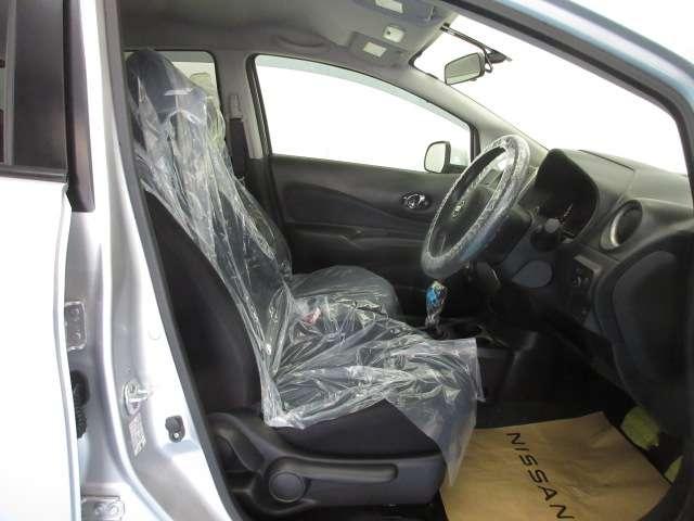 ノート １．２　Ｘ　１オーナー車　キーレス　エアコン　パワーウィンドウ　パワーステアリング（10枚目）