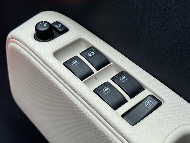 ミラココア ココアプラスＸ　ナビ　フルセグＴＶ　Ｂｌｕｅｔｏｏｔｈ接続可　ＥＴＣ　スマートキー　電動格納ミラー　ベンチシート（13枚目）