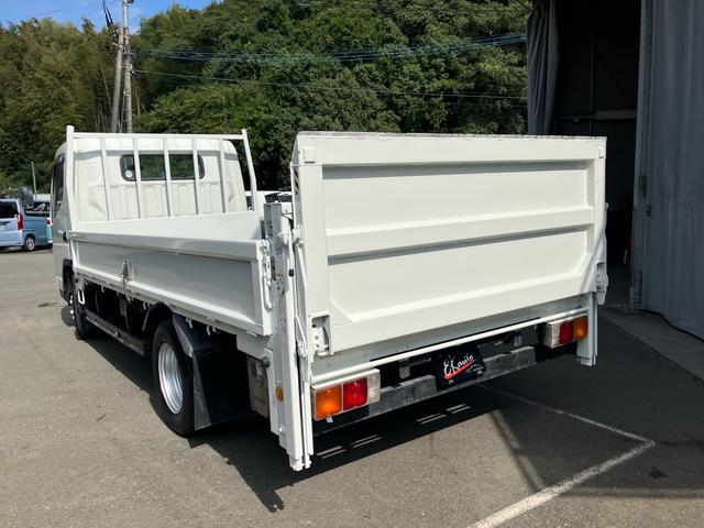 キャンター 　３ｔ　パワーゲート　４９００Ｄターボ　ワイドボディ　荷台鉄板張り　６速マニュアル　ＥＴＣ（18枚目）