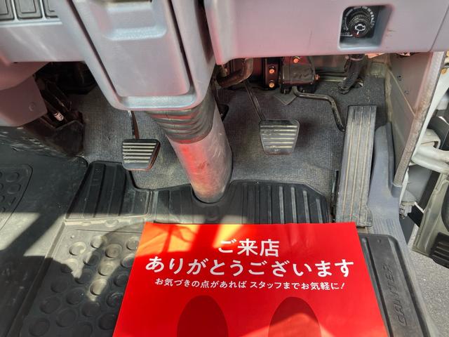 キャンター 　３ｔ　パワーゲート　４９００Ｄターボ　ワイドボディ　荷台鉄板張り　６速マニュアル　ＥＴＣ（60枚目）
