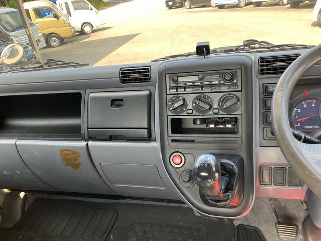 キャンター 　３ｔ　パワーゲート　４９００Ｄターボ　ワイドボディ　荷台鉄板張り　６速マニュアル　ＥＴＣ（61枚目）