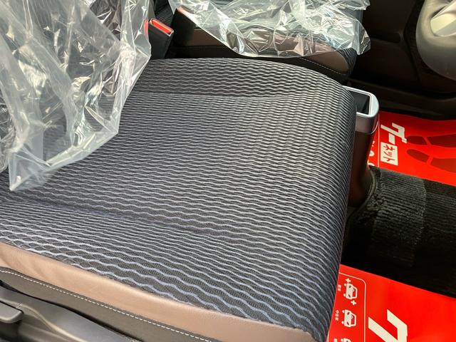 ハスラー Ｊスタイルターボ　衝突被害軽減ブレーキ　レーンアシスト　メーカーナビＴＶ　アラウンドビューモニター　ＥＴＣ２．０　シートヒーター　パドルシフト　クルーズコントロール　ＵＳＢ　前後ドラレコ　オートＬＥＤヘッドライト（17枚目）