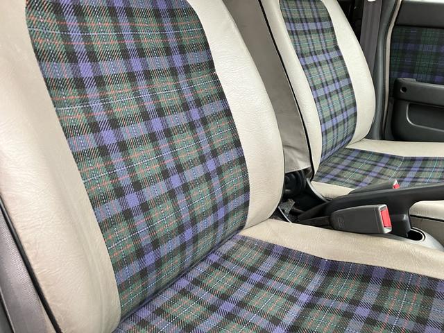 アトレー クラシック 5速マニュアル エアコン パワステ パワーウィンドウ ハイルーフ バイザー プライバシーガラス(17枚目)