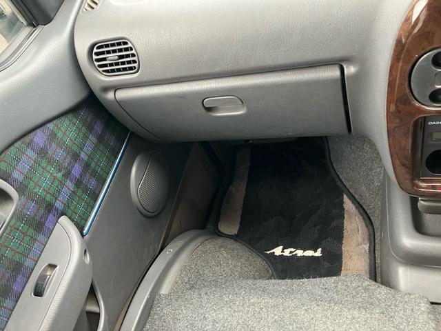 アトレー クラシック 5速マニュアル エアコン パワステ パワーウィンドウ ハイルーフ バイザー プライバシーガラス(28枚目)