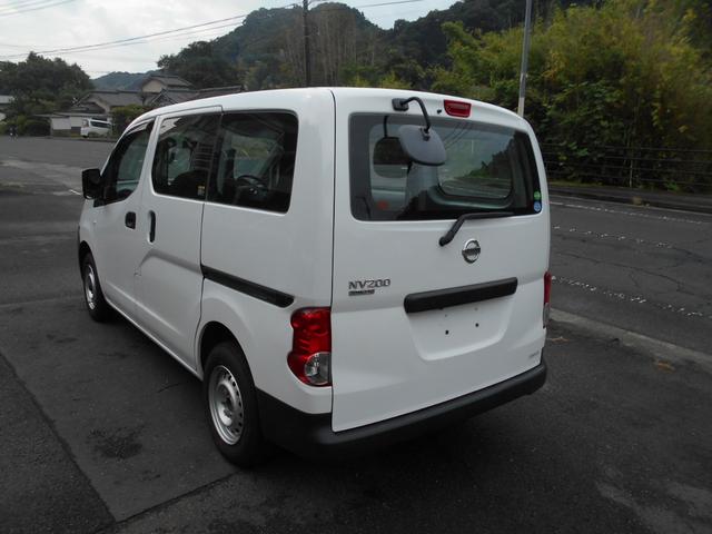 ＮＶ２００バネットバン ＤＸ　５人乗り　衝突被害軽減ブレーキ　ナビ　バックカメラ（6枚目）