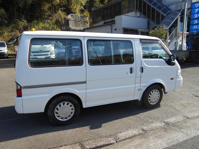 ご予約をお勧めします。担当者の不在でご予約無い場合対応できないことが有ります。また中古車の特性上　無料での取り置きは出来ませんのでご理解ください。