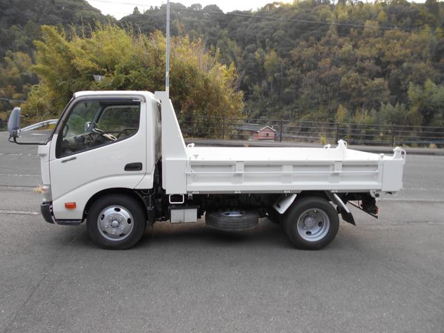 デュトロ 全低床ダンプ　３トンダンプ　塗装済　ターボ交換済み　ラジエター交換済み　全低床（5枚目）