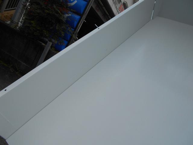 キャリイトラック 頑丈ダンプ　ダンプ　高低速切替式４ＷＤ（15枚目）