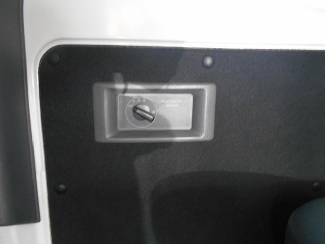 ＮＶ３５０キャラバンワゴン ＤＸ　１０人乗り　全方位モニター　リヤエアコン（23枚目）