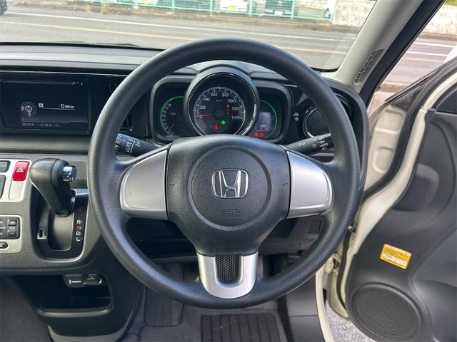 N-ONE G・Lパッケージ ドライブレコーダー バックカメラ オートライト HID スマートキー アイドリングストップ 電動格納ミラー ベンチシート CVT 盗難防止システム ABS ESC CD USB 衝突安全ボディ(3枚目)