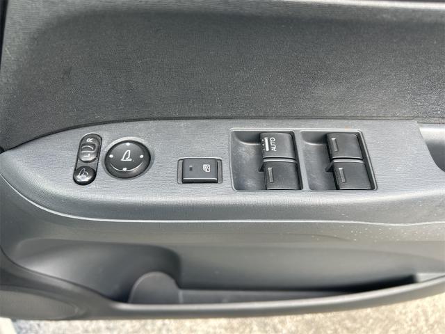 N-ONE G・Lパッケージ ドライブレコーダー バックカメラ オートライト HID スマートキー アイドリングストップ 電動格納ミラー ベンチシート CVT 盗難防止システム ABS ESC CD USB 衝突安全ボディ(35枚目)