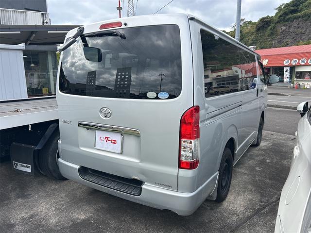 ハイエースバン 3000デイーゼル ETC バックカメラ ナビ 両側スライドドア 電動格納ミラー AT CD エアコン パワーウィンドウ 運転席エアバッグ(14枚目)