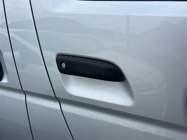 ハイエースバン 3000デイーゼル ETC バックカメラ ナビ 両側スライドドア 電動格納ミラー AT CD エアコン パワーウィンドウ 運転席エアバッグ(26枚目)