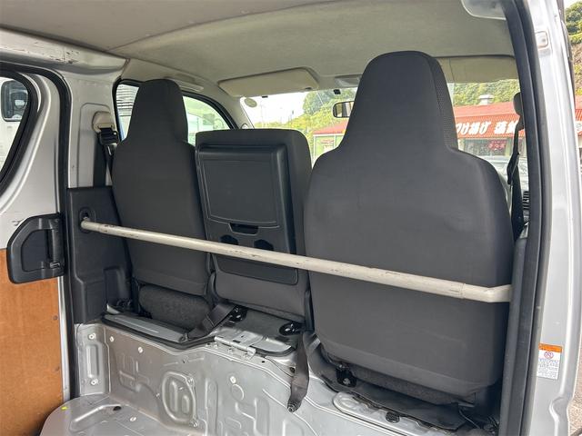 ハイエースバン 3000デイーゼル ETC バックカメラ ナビ 両側スライドドア 電動格納ミラー AT CD エアコン パワーウィンドウ 運転席エアバッグ(33枚目)