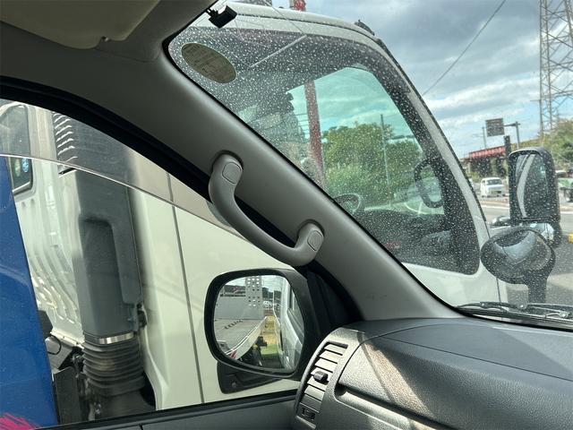 ハイエースバン 3000デイーゼル ETC バックカメラ ナビ 両側スライドドア 電動格納ミラー AT CD エアコン パワーウィンドウ 運転席エアバッグ(49枚目)