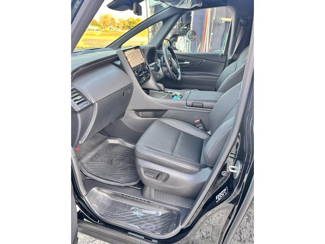 アルファードハイブリッド Z モデリスエアロ・マフラー・AW・左右独立ムーンルーフ+後席パワーサイドサンシェード・ITSコネクト・カラーヘッドアップディスプレイ・ユニバーサルステップスライドドア左右・14型後席モニタ- スモーク(7枚目)