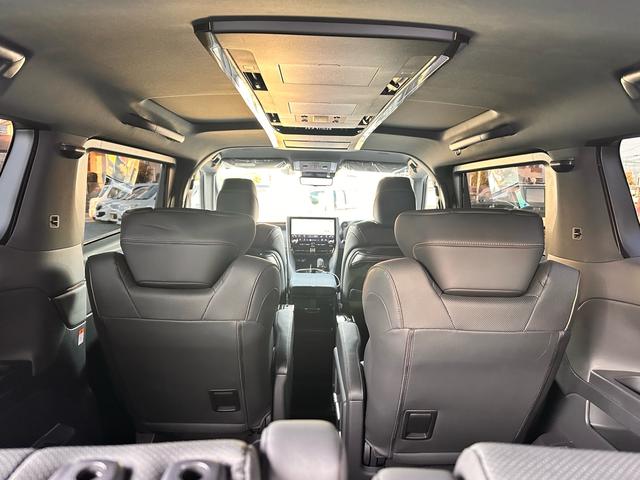 アルファードハイブリッド Z モデリスエアロ・マフラー・AW・左右独立ムーンルーフ+後席パワーサイドサンシェード・ITSコネクト・カラーヘッドアップディスプレイ・ユニバーサルステップスライドドア左右・14型後席モニタ- スモーク(11枚目)