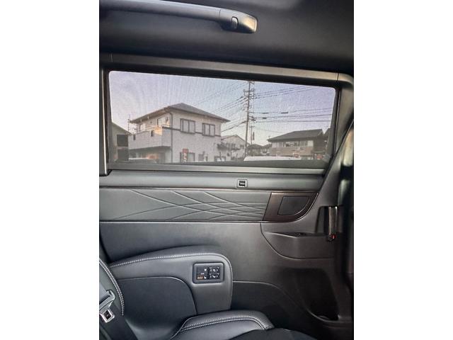 アルファードハイブリッド Z モデリスエアロ・マフラー・AW・左右独立ムーンルーフ+後席パワーサイドサンシェード・ITSコネクト・カラーヘッドアップディスプレイ・ユニバーサルステップスライドドア左右・14型後席モニタ- スモーク(14枚目)