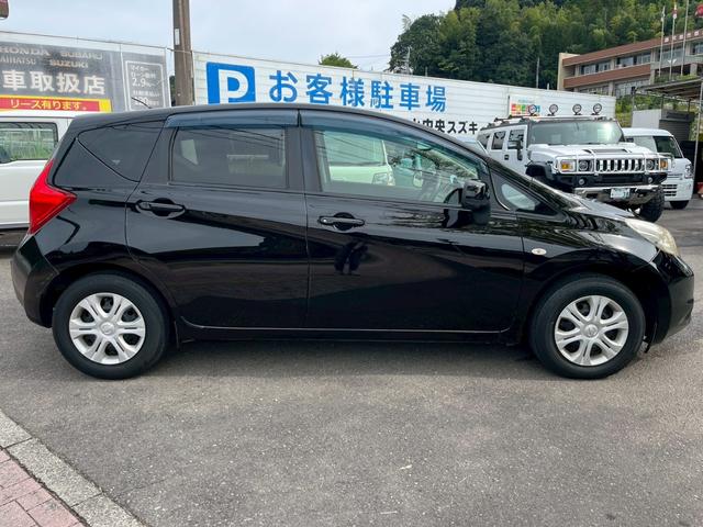 ノート Ｘ　スマートキー　プッシュスタート　ルームミラー型アラウンドビューモニター（8枚目）