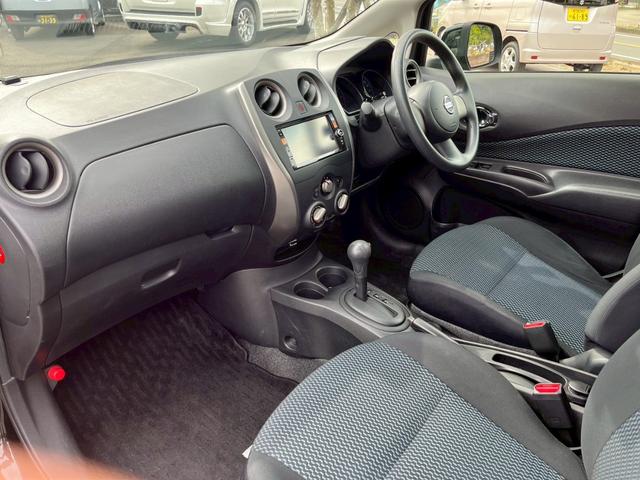 ノート Ｘ　スマートキー　プッシュスタート　ルームミラー型アラウンドビューモニター（29枚目）