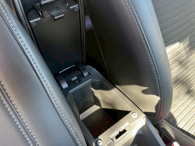 フロンクス ベースグレード ベースグレード(5名) ETC車載器 Bluetooth接続 走行中TVキャンセラー シートヒーター ワイヤレス充電器(23枚目)