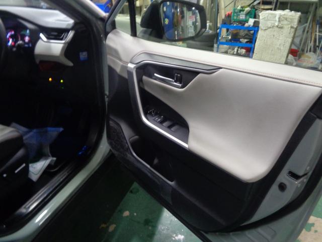 RAV4 Adventure ワンオーナー禁煙車 アルパイン10インチナビ インナーミラー(38枚目)