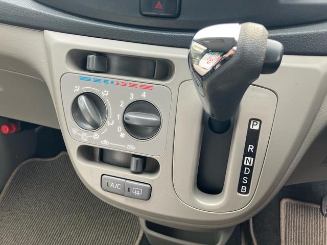 ピクシスエポック Ｘｆ　４ＷＤ　キーレスエントリー　純正ＣＤオーディオ　アイドリングストップ　電動格納ミラー　ヘッドライトレベライザー（13枚目）
