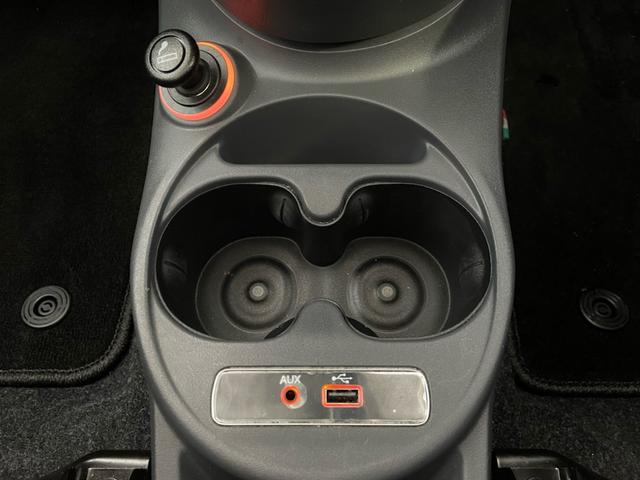 1.2 ポップ 禁煙車 ブルートゥース HIDヘッドライト アイドリングストップ ETC 純正フロアマット 純正キーレス付キー1個 スペアキー1個 コードカード(23枚目)