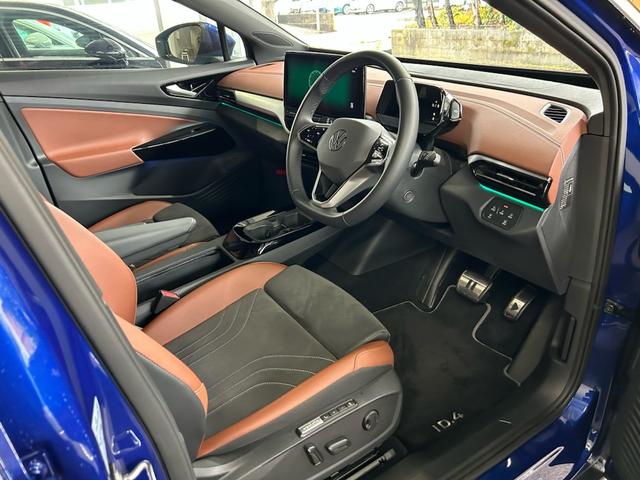 ID.4 プロ ローンチエディション デモカー 禁煙車 AA未出品 ACC パノラマガラスルーフ 純20AW アラウンドビューカメラ 純インフォテイメントシステム LEDマトリックスヘッドライト F&Rドラレコ ETC パワーテールゲート(13枚目)