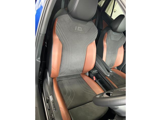 ID.4 プロ ローンチエディション デモカー 禁煙車 AA未出品 ACC パノラマガラスルーフ 純20AW アラウンドビューカメラ 純インフォテイメントシステム LEDマトリックスヘッドライト F&Rドラレコ ETC パワーテールゲート(14枚目)