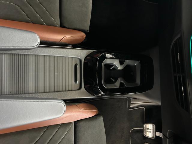 ID.4 プロ ローンチエディション デモカー 禁煙車 AA未出品 ACC パノラマガラスルーフ 純20AW アラウンドビューカメラ 純インフォテイメントシステム LEDマトリックスヘッドライト F&Rドラレコ ETC パワーテールゲート(24枚目)