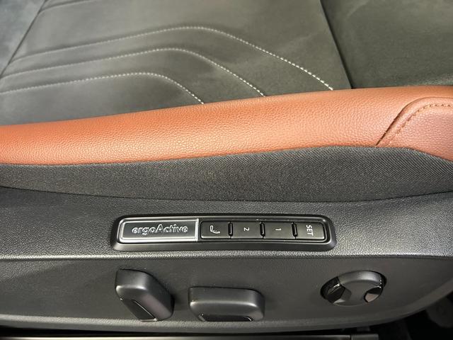 ID.4 プロ ローンチエディション デモカー 禁煙車 AA未出品 ACC パノラマガラスルーフ 純20AW アラウンドビューカメラ 純インフォテイメントシステム LEDマトリックスヘッドライト F&Rドラレコ ETC パワーテールゲート(34枚目)