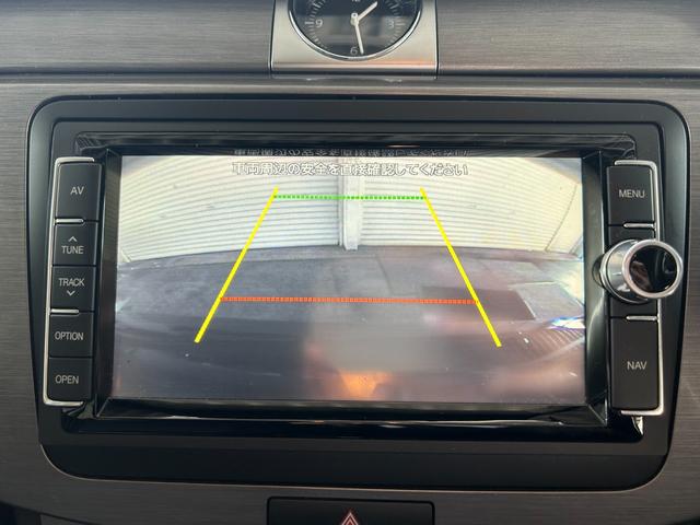 パサートヴァリアント ＴＳＩコンフォートラインブルーモーションテクノロジー　ディーラー下取り　ワンオーナー　禁煙車　ＡＡ未出品　純正１６インチアルミ　純正ナビＴＶ　バックモニター　ＥＴＣ　パワーシート　純正フロアマット　純正キーレス付キー２個（23枚目）
